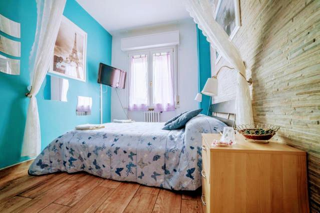 Europe Station Rooms Parma Buitenkant foto