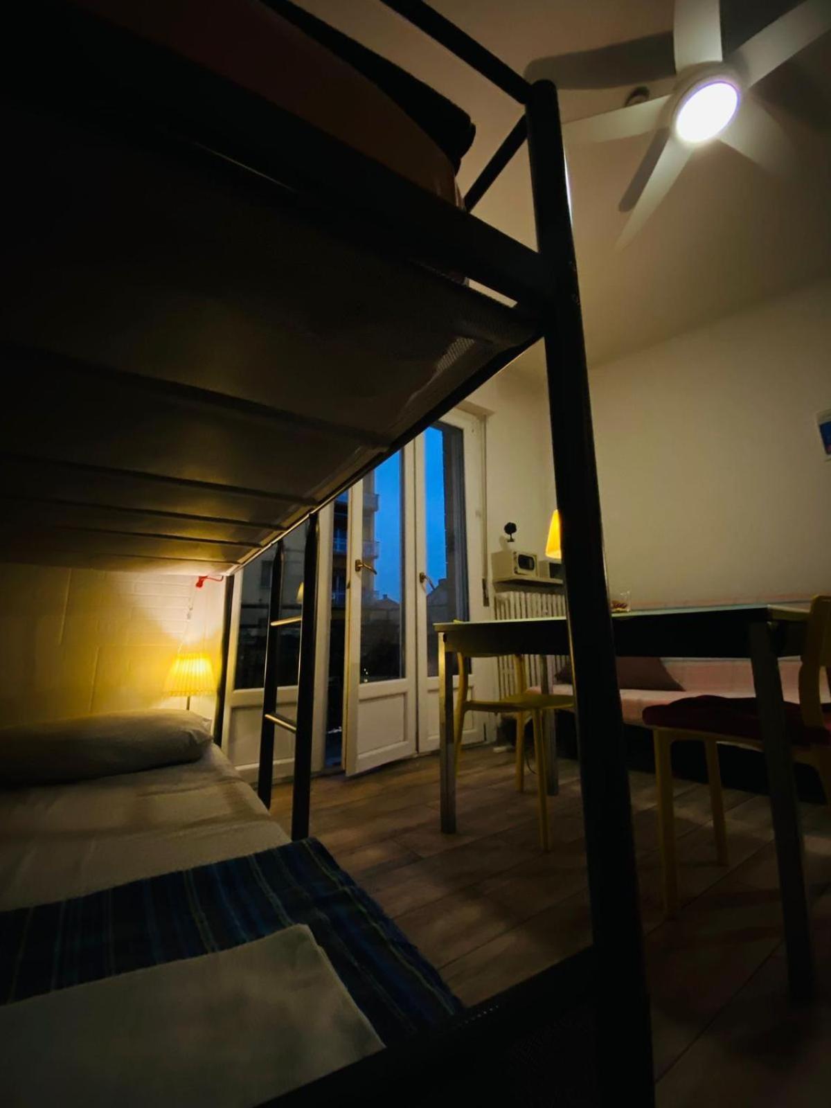 Europe Station Rooms Parma Buitenkant foto